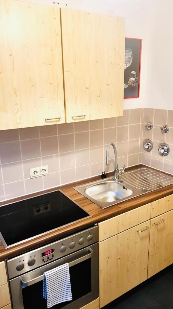Apartment Hannovermesseapartment 2 Bedroom And A Balcony Hannover